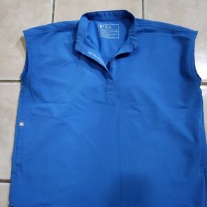 FIGS rafaela oversized scrub top in capri blue (XS)